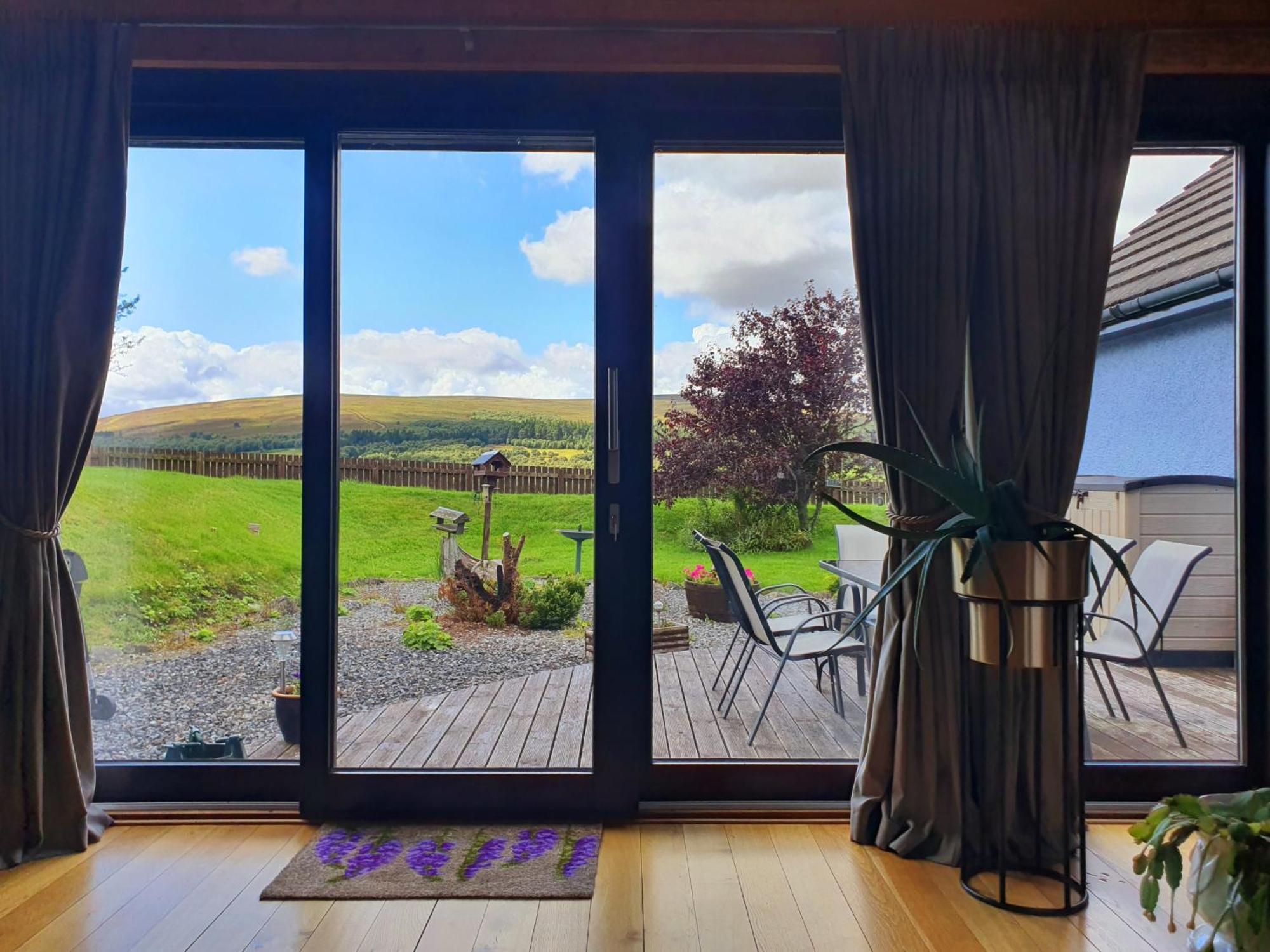Lindas Retreats Self Catering Accommodation 1 Bedroom Cottage Or 3 Bedroom House Tomintoul Zewnętrze zdjęcie