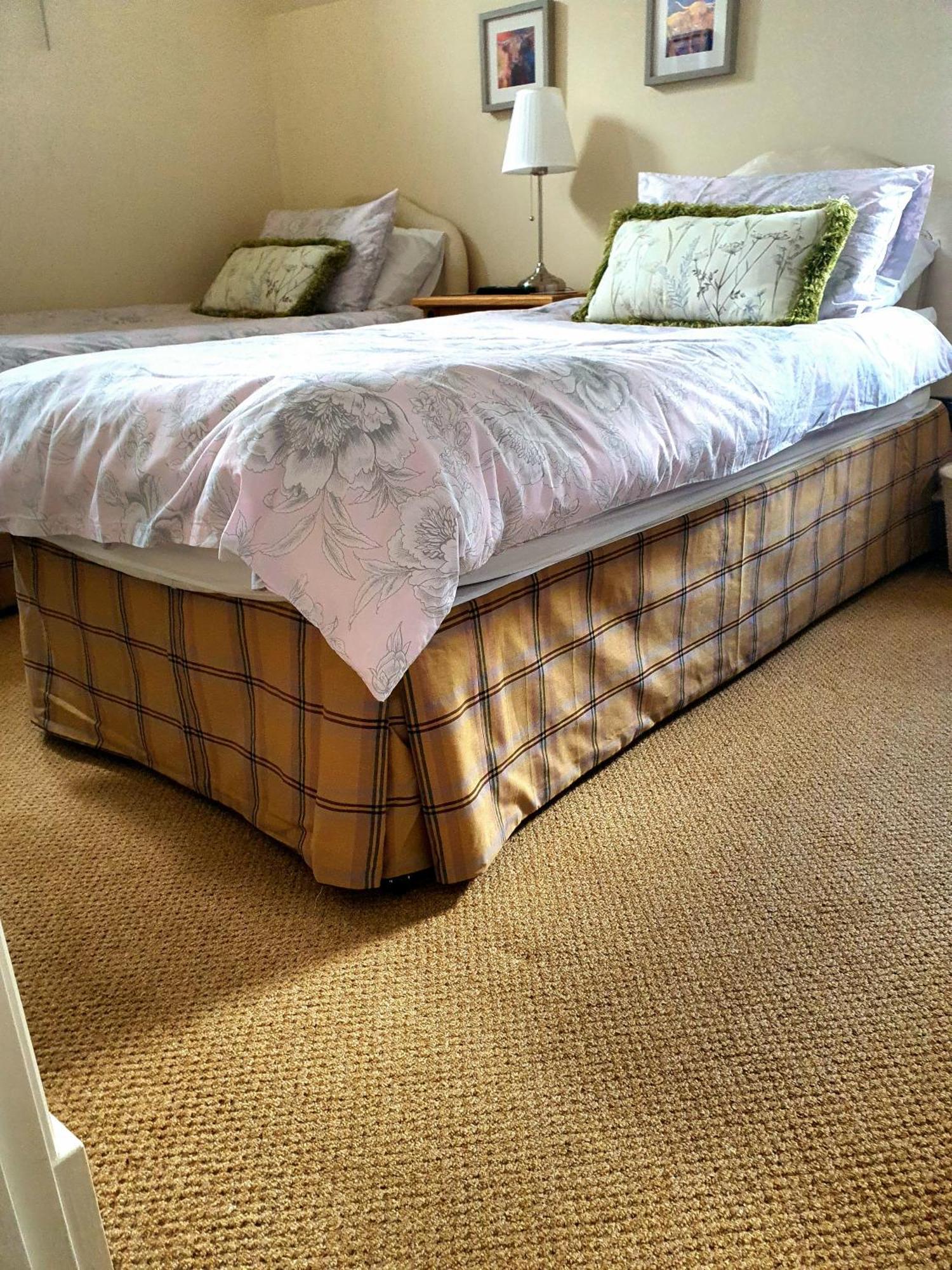 Lindas Retreats Self Catering Accommodation 1 Bedroom Cottage Or 3 Bedroom House Tomintoul Zewnętrze zdjęcie
